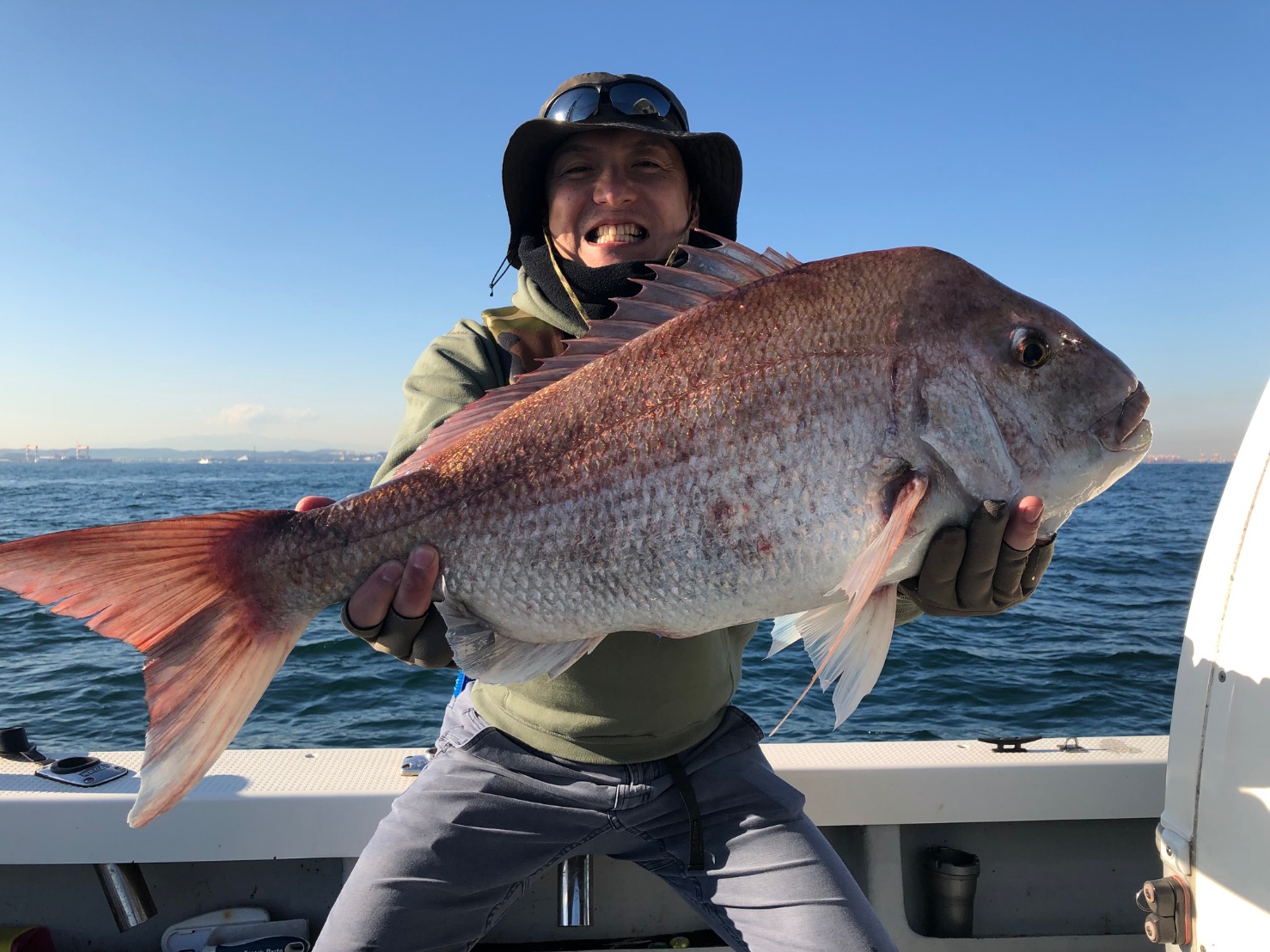 なぶらの釣果ブログ タイラバ ボートシーバスの釣果日記だす